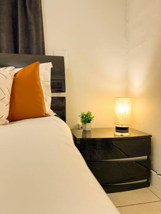 Apartamento Cozy 1-bedroom In *